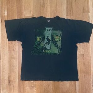 Destroyed Distressed Vintage 90’s Taboo Surf Graphic T-Shirt Tee XL Gildan Green